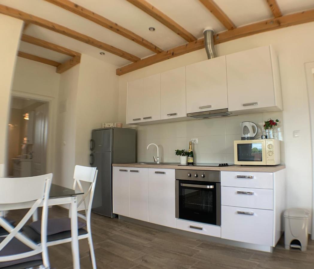 Ražanac Apartmani Carnizza מראה חיצוני תמונה
